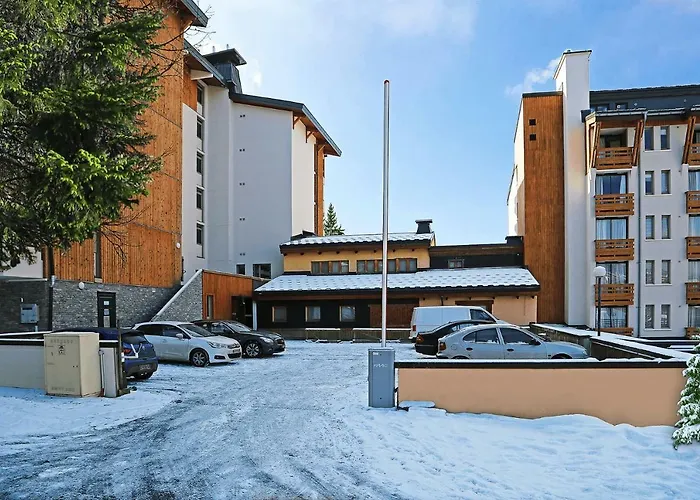 Great Lesporting - Ae 303 * Megève